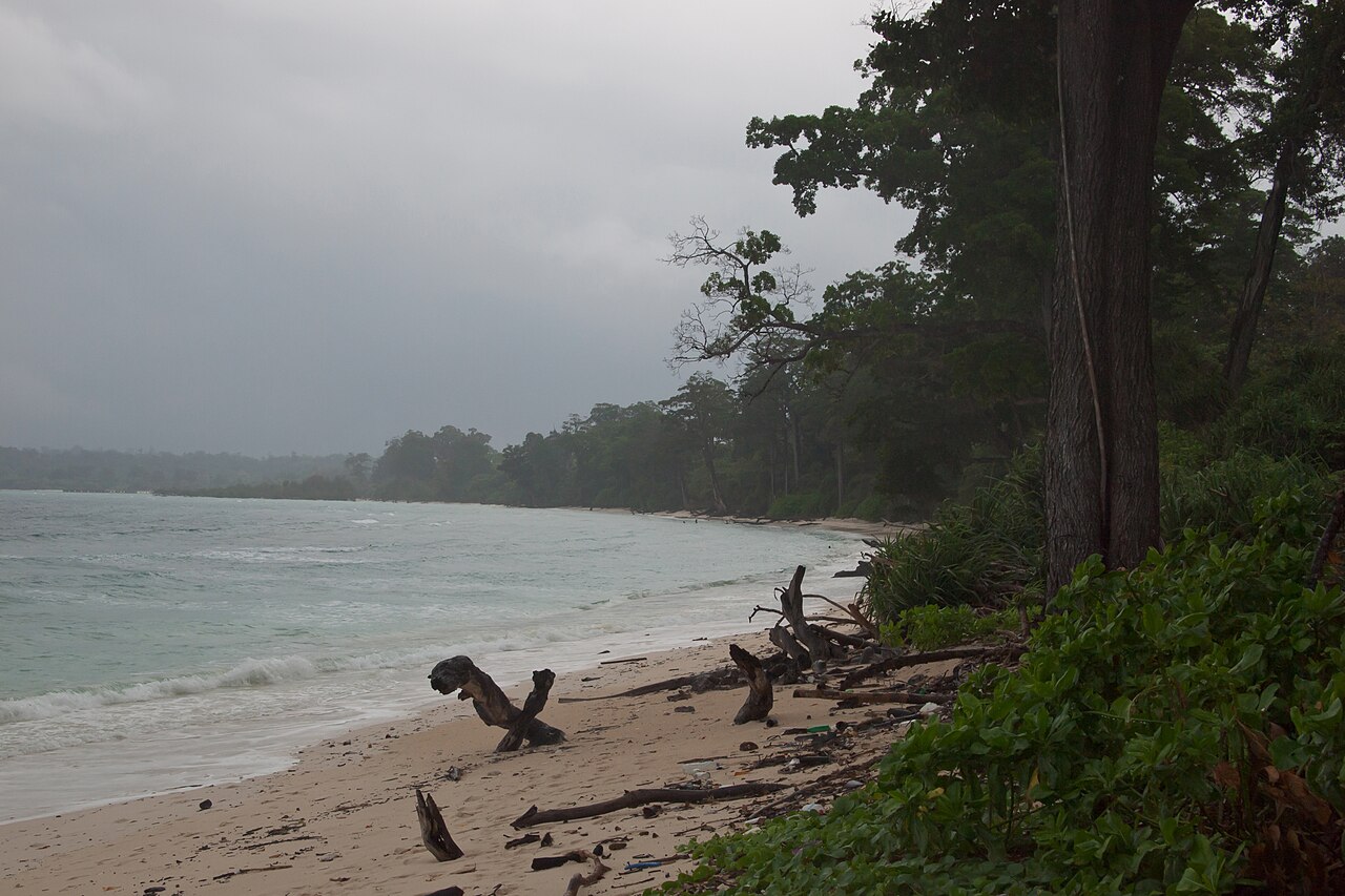 Monsoon-season conditions for GT fishing in the Andaman Islands